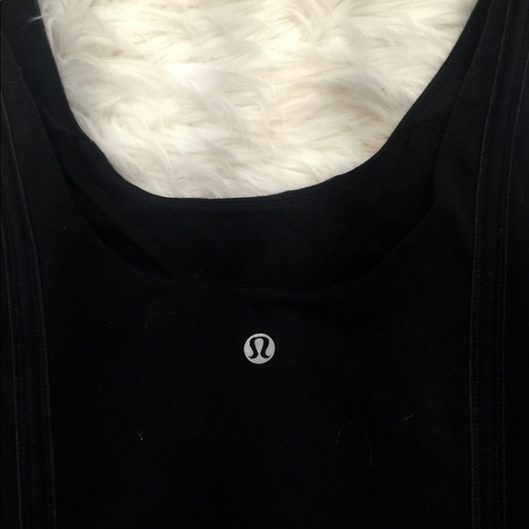 Sale!! Euc lululemon top - Picture 2 of 3